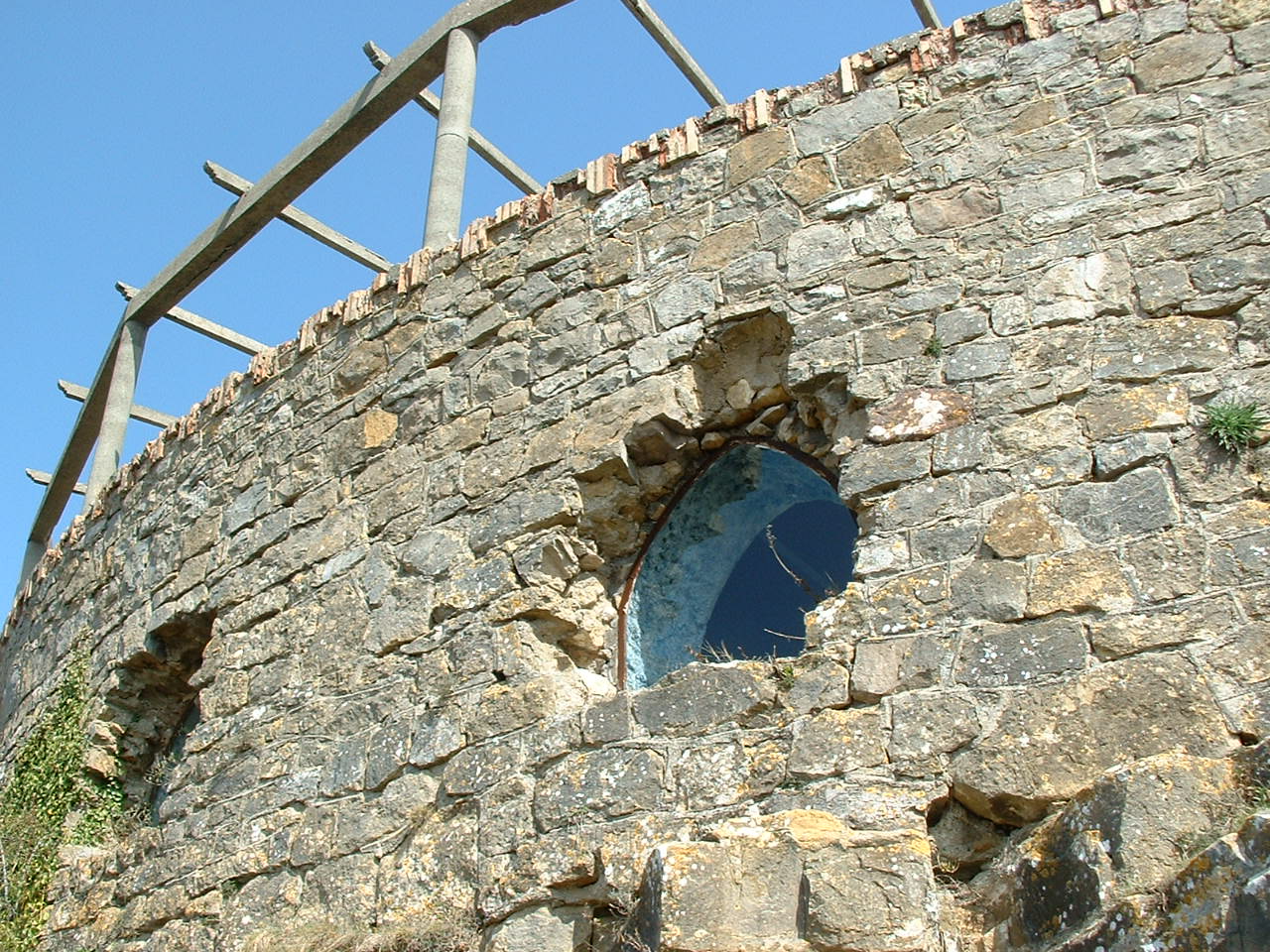 Rennes le chateau domaine detail rempart