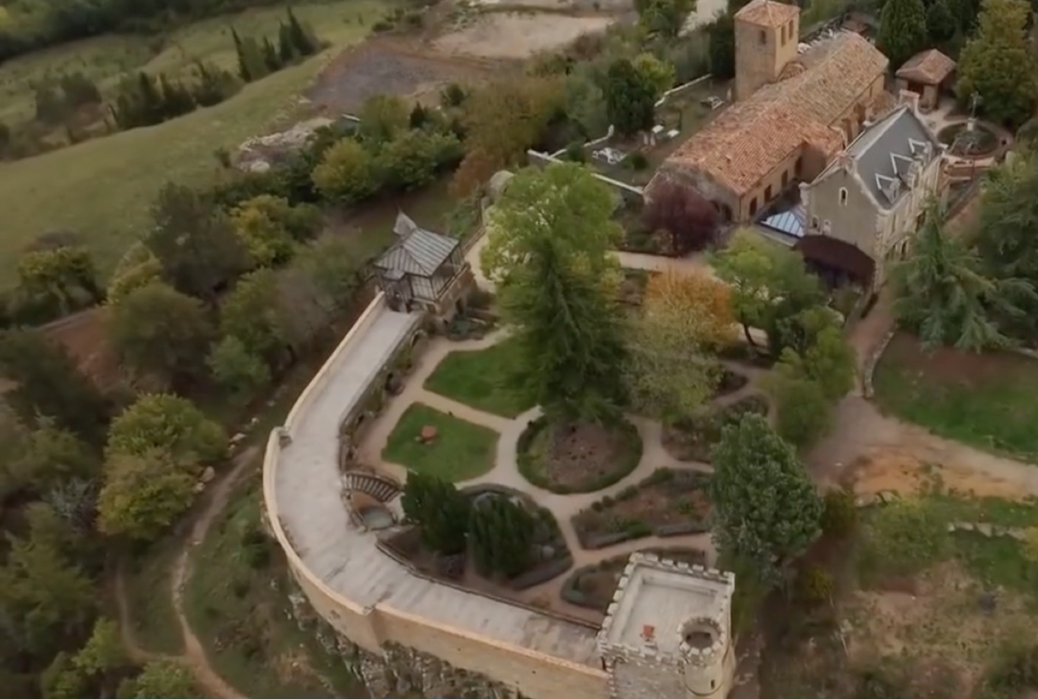 Rennes le chateau vue aerienne domaine